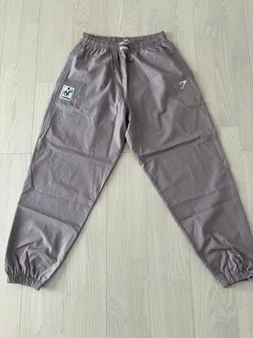 Gymshark 트레이닝 팬츠 브라운