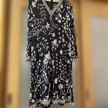 빅 사이즈 Averardo Bessi 네이비 꽃무늬 긴팔 원피스