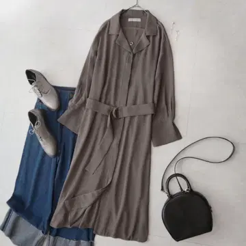 모카 그레이지 브라운 어반 리서치 벨트 스키퍼 롱 셔츠 원피스