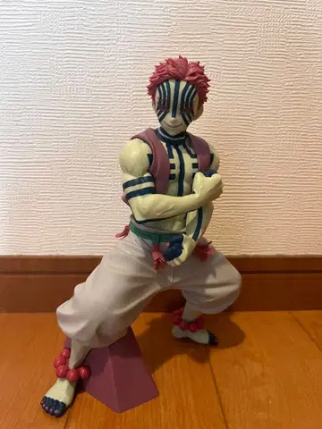 귀멸의 칼날 아카자 그란디스타 피규어