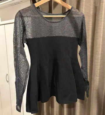 시어 페플럼 긴팔 니트