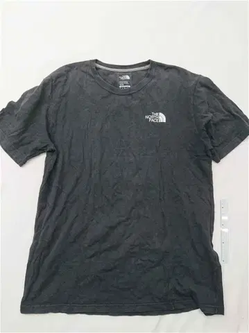 더 노스페이스 스탠다드 핏 티셔츠 블랙 계열 남성용 M