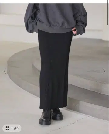 노블 리브 타이트 스커트 블랙