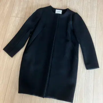 [ 새상품급 ] 두지엠 클라세 노카라 코트 블랙