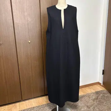 블랙 슬리브리스 롱 원피스