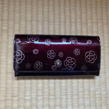 CLATHAS 꽃무늬 장지갑 와인 레드 박스 포함
