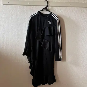 adidas 프릴 블랙 원피스