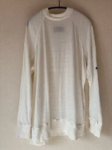 outil 린넨 트리코 롱T셔츠