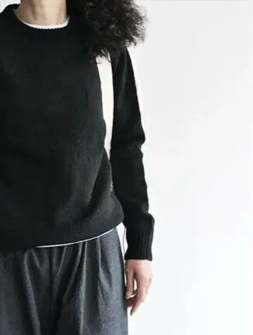 고쉬 하이랜드울 페루 니트 블랙