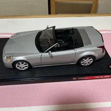 핫휠 캐딜락 XLR 1/18