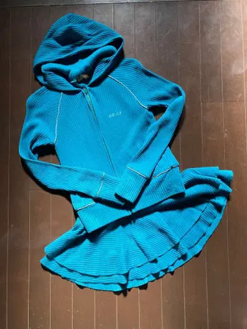 터콰이즈 블루/후드 부착 리브 스커트 셋업/LB-03