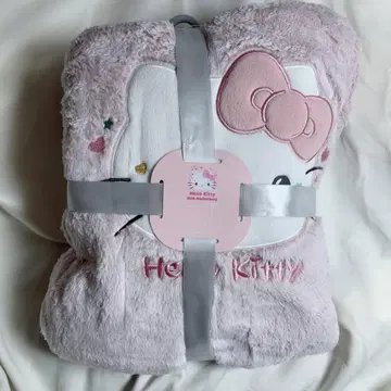 새상품 헬로키티 GU 마쉬멜로우 필 라운지 세트 핑크