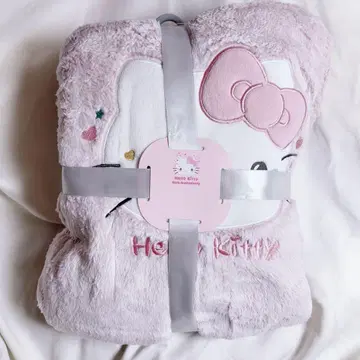 새상품 헬로키티 GU 마쉬멜로우 필 라운지 세트 핑크