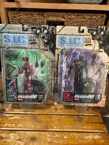 S.I.C. 키카더 하카이더 더블 오 비진더 4체 세트 미개봉
