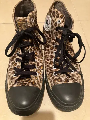 컨버스 Converse 레오파드 무늬 하이컷 스니커즈 27.5cm