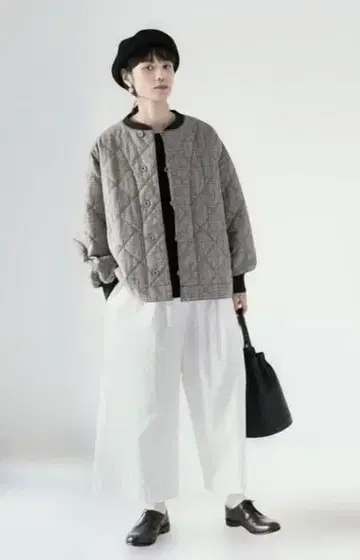 새상품 나츄란 퀼팅 자켓 프리 사이즈 판매 종료품 귀중