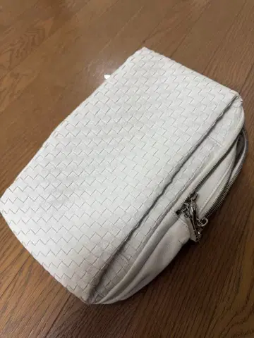 사만사 킹즈 화이트 뜨개질 디자인 바디백