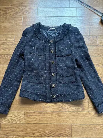 골드 버튼 자켓