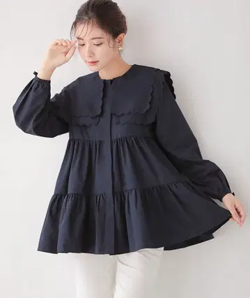 핏모어 더블 스캘럽 칼라 티어드 블라우스 [ 네이비 ]