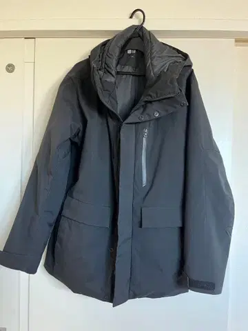 유니클로 하이브리드 다운 파카 S