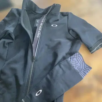 Oakley 블랙 집업 자켓 M