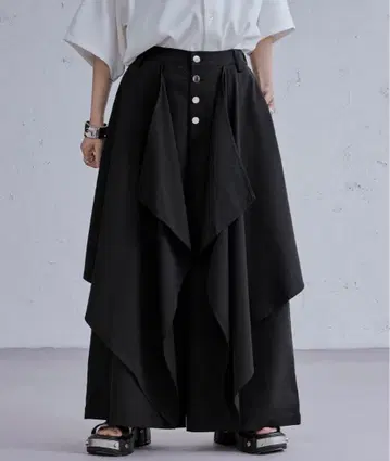 버튼 플라이 밑단 트임 스칸츠