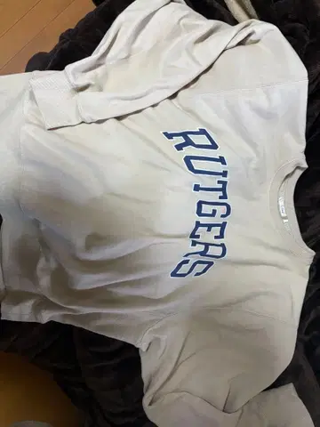 RUETERS 로고 베이지 트레이닝복