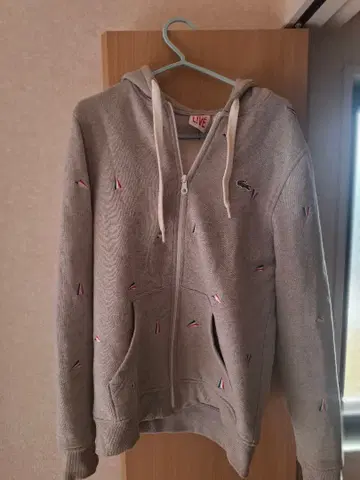 LACOSTE L!VE 그레이 후드티 사이즈 3 지퍼 후드티