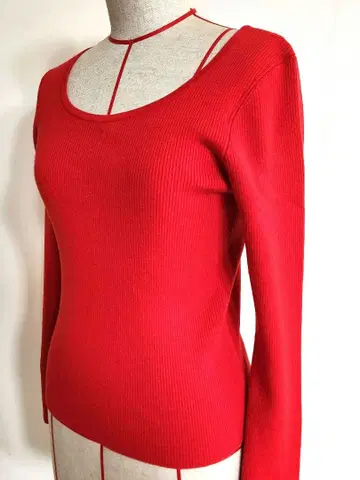 새상품 그레이스 콘티넨탈 와이드 넥 니트 탑 36