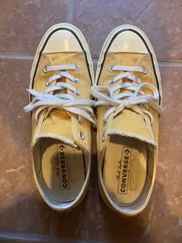 컨버스 척테일러 CT70 썬플라워 올스타 26.5cm