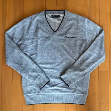 [ 택 제거만 거의 새상품 ] 테일러메이드 축열 니트 스웨터