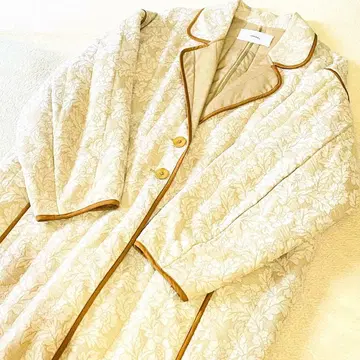 [새상품 미사용] TODAYFUL 자카드 퀼팅 코트