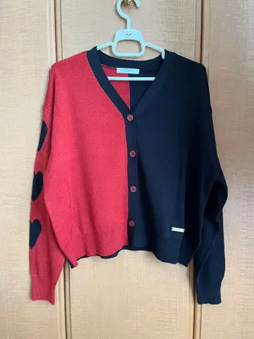 미사용 새상품 그린 파크 디즈니 가디건 하트의 여왕 빌런