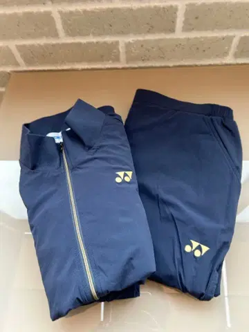 YONEX 네이비 셋업 L 사이즈