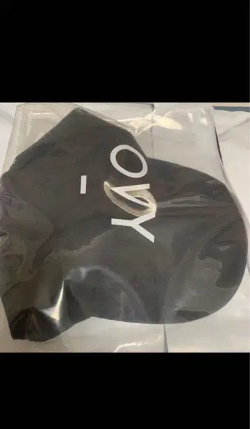 OVY Initial Cap [ BLACK ]