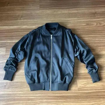 밴야드 스톰 블루종 블랙 S 사이즈 셔링 소매