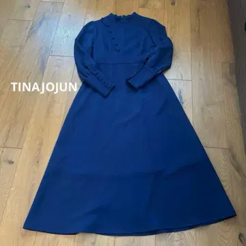 TINA:JOJUN 티나조준 스탠드 카라 플레어 원피스