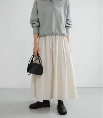 어반 리서치 개더 볼륨 스커트