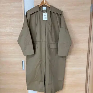 ella 트렌치코트