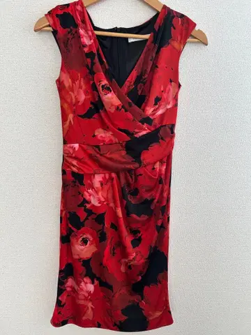 Pinky&dianne 꽃무늬 슬리브리스 원피스