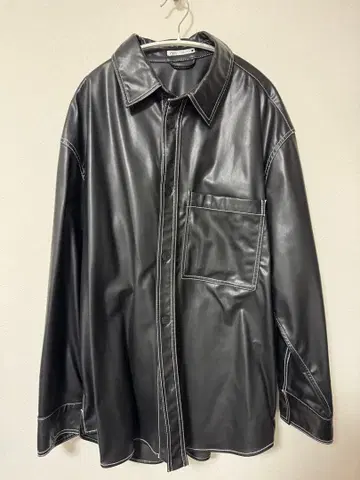 ZARA 블랙 가죽 셔츠 XL