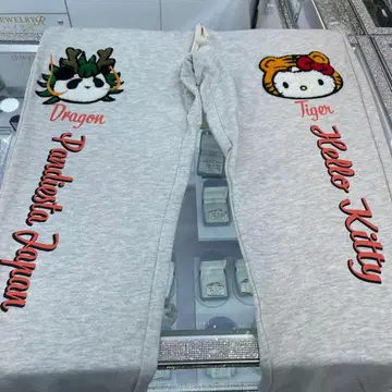 ( 66 ) Hello Kitty 팬디에스타 조거 팬츠 그레이