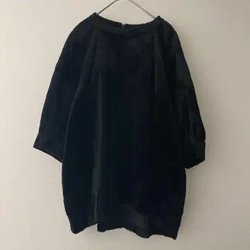 DAMA collection 벨로아 느낌 블라우스