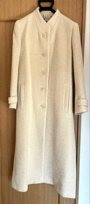 [ Chalet Blanc ] 아이보리 롱 코트 알파카