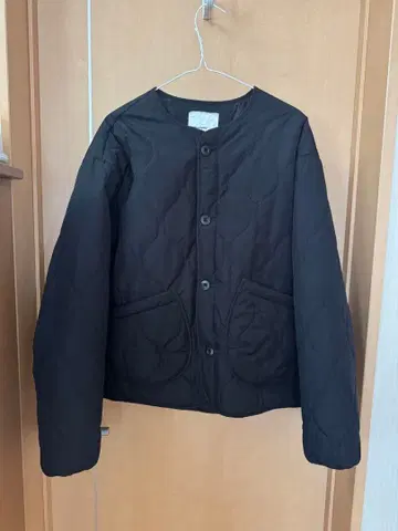 code:graphy 퀼팅 다운 자켓 블랙