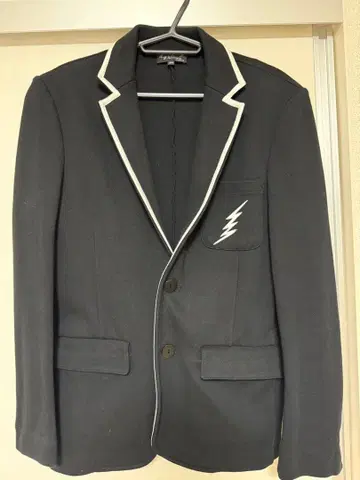 아녜스 베. 옴므 블랙 테일러드 자켓 남성용 T1 S 사이즈