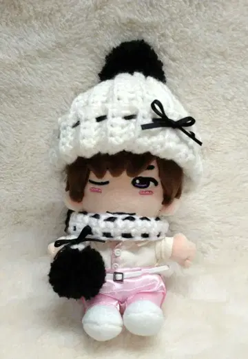 나니와단시 치비누이 니트 모자 & 머플러 화이트 블랙