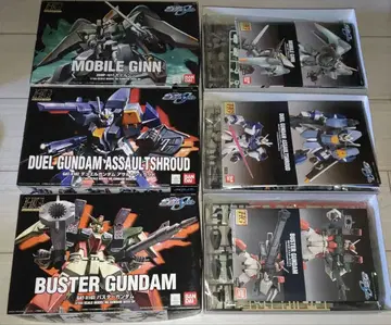 HG 버스터 건담 & 듀얼 건담 어솔트 슈라우드 & 모빌진