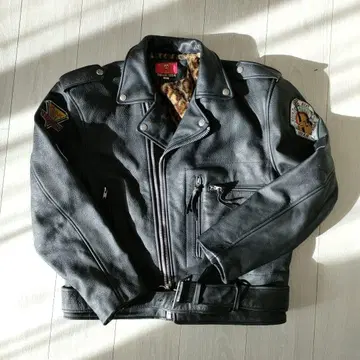 CREAM SODA 크림 소다 초레어 가죽 자켓 라이더스