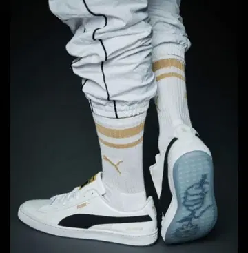 BTS 콜라보 PUMA 스니커즈 24cm